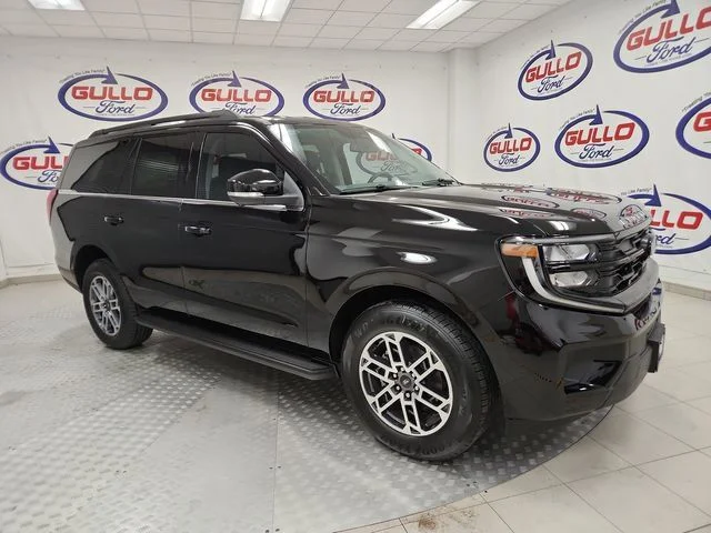 2026 Ford Expedition Active's photo