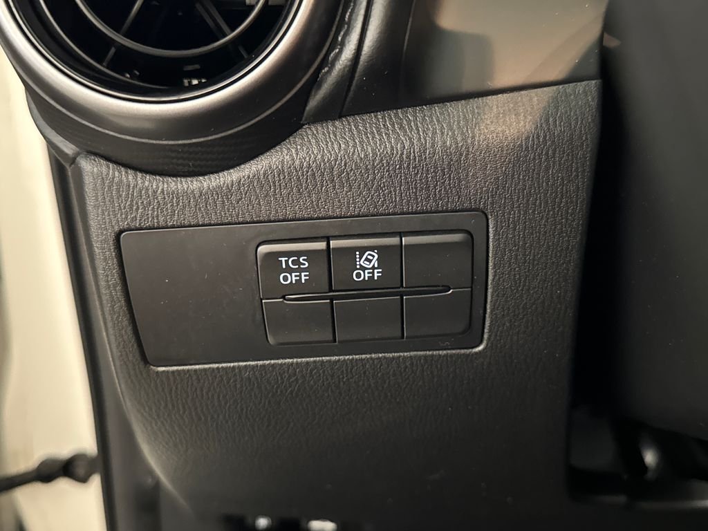 Certified Used 2020 White Mazda Sport image 17