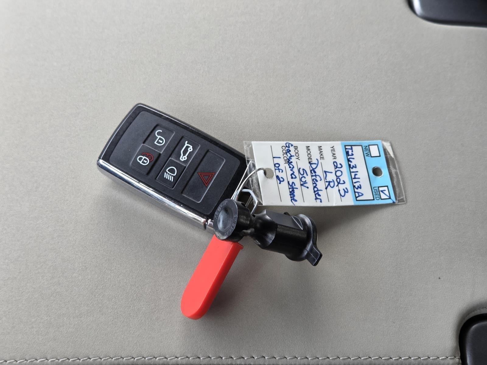 Used 2023  Land Rover X-Dynamic SE image 43