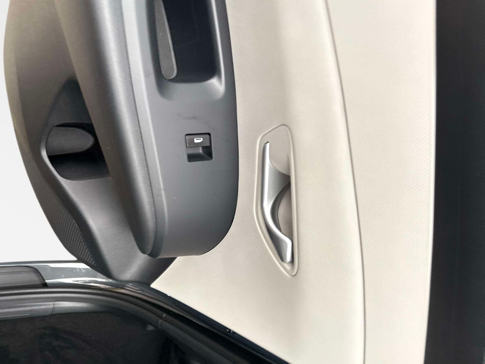 New 2026 Hampton Gray Hyundai SEL AWD image 12