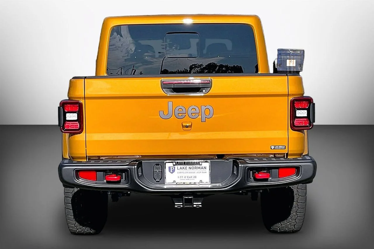New 2026 Goldilocks (DISC) Jeep Rubicon image 7