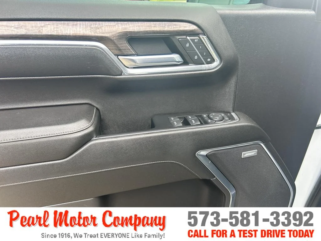 Used 2024 Summit White Chevrolet LTZ image 10
