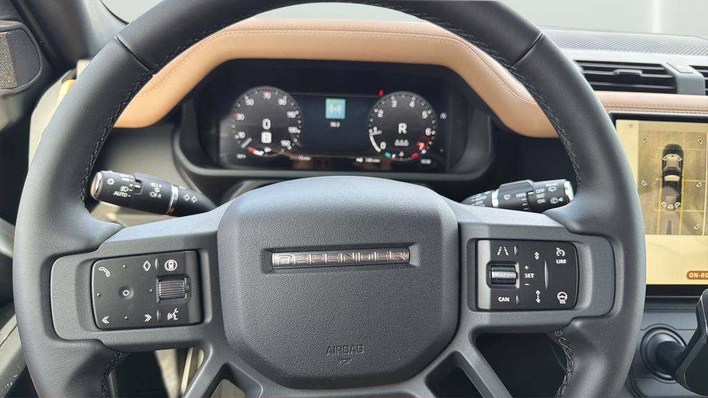 New 2026 Fuji White Land Rover X-Dynamic SE image 25