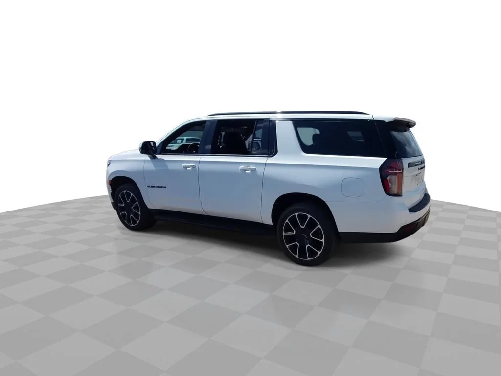 Used 2024 Summit White Chevrolet RST image 6
