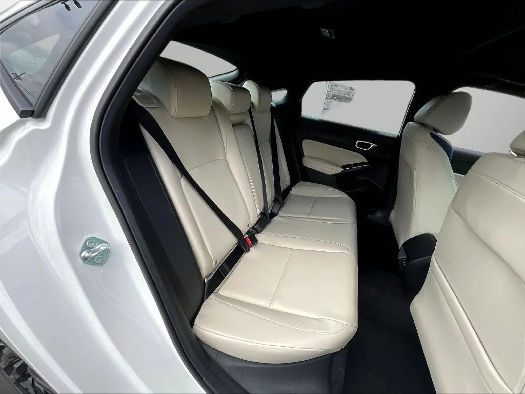 New 2026 Platinum White Pearl Acura FWD A-Spec with Technology image 10