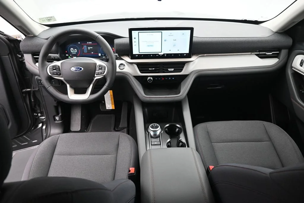New 2026 Carbonized Gray Metallic Ford Active image 21