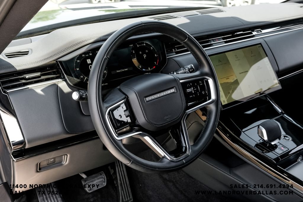 Certified Used 2025 Santorini Black Metallic Land Rover SE image 17