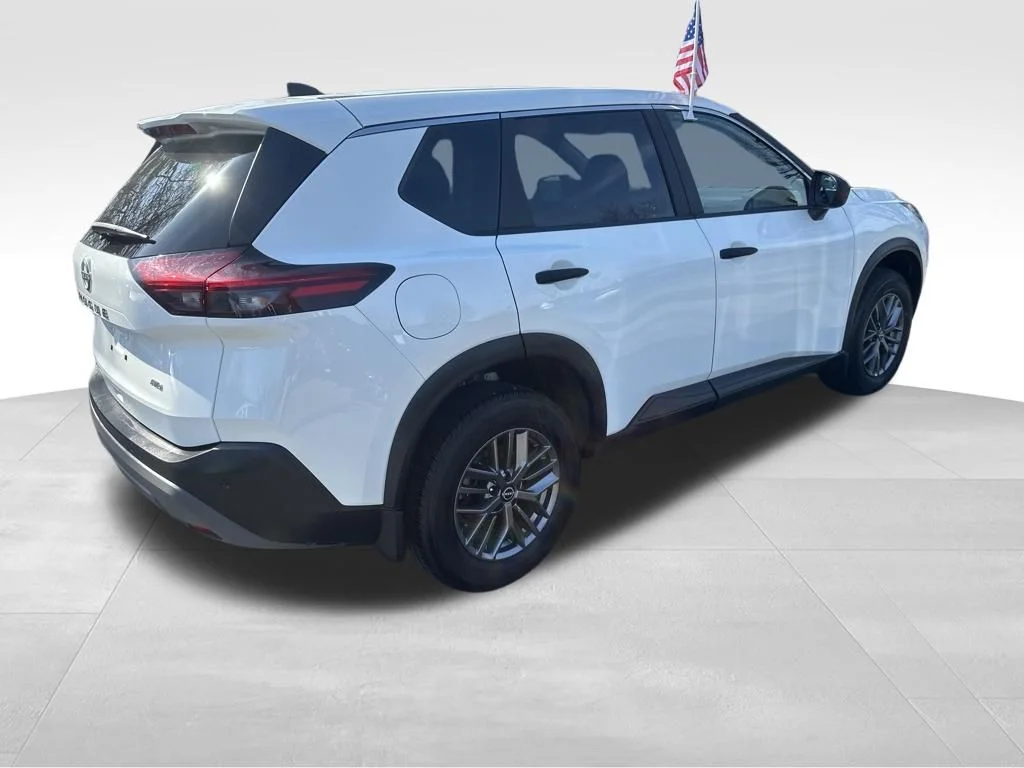 2023 Nissan Rogue S - Photo 23