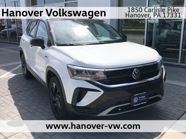 Certified Used 2023 Pure White Volkswagen SE image 1