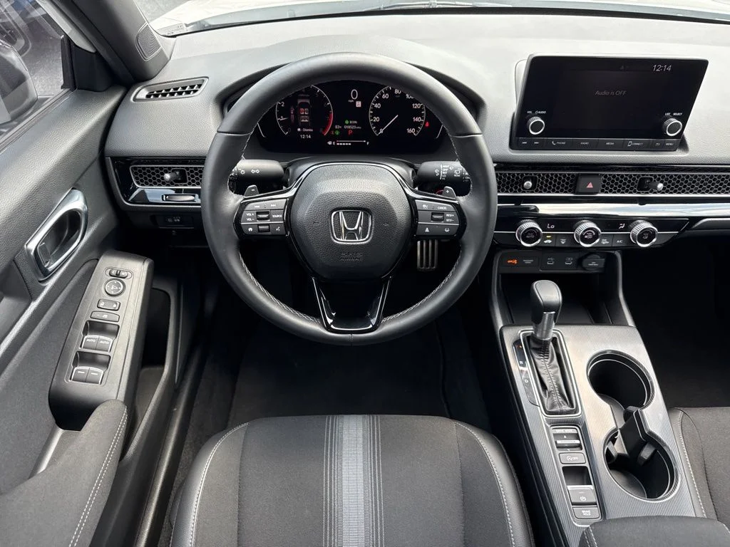 Certified Used 2025 Platinum White Pearl Honda Sport image 17