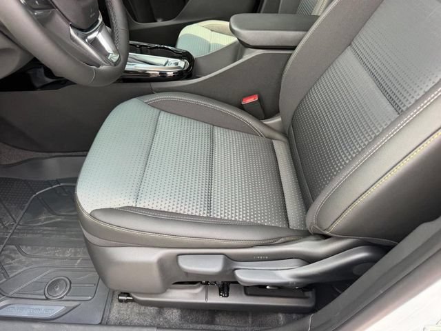 New 2026 Summit White Chevrolet LT image 19