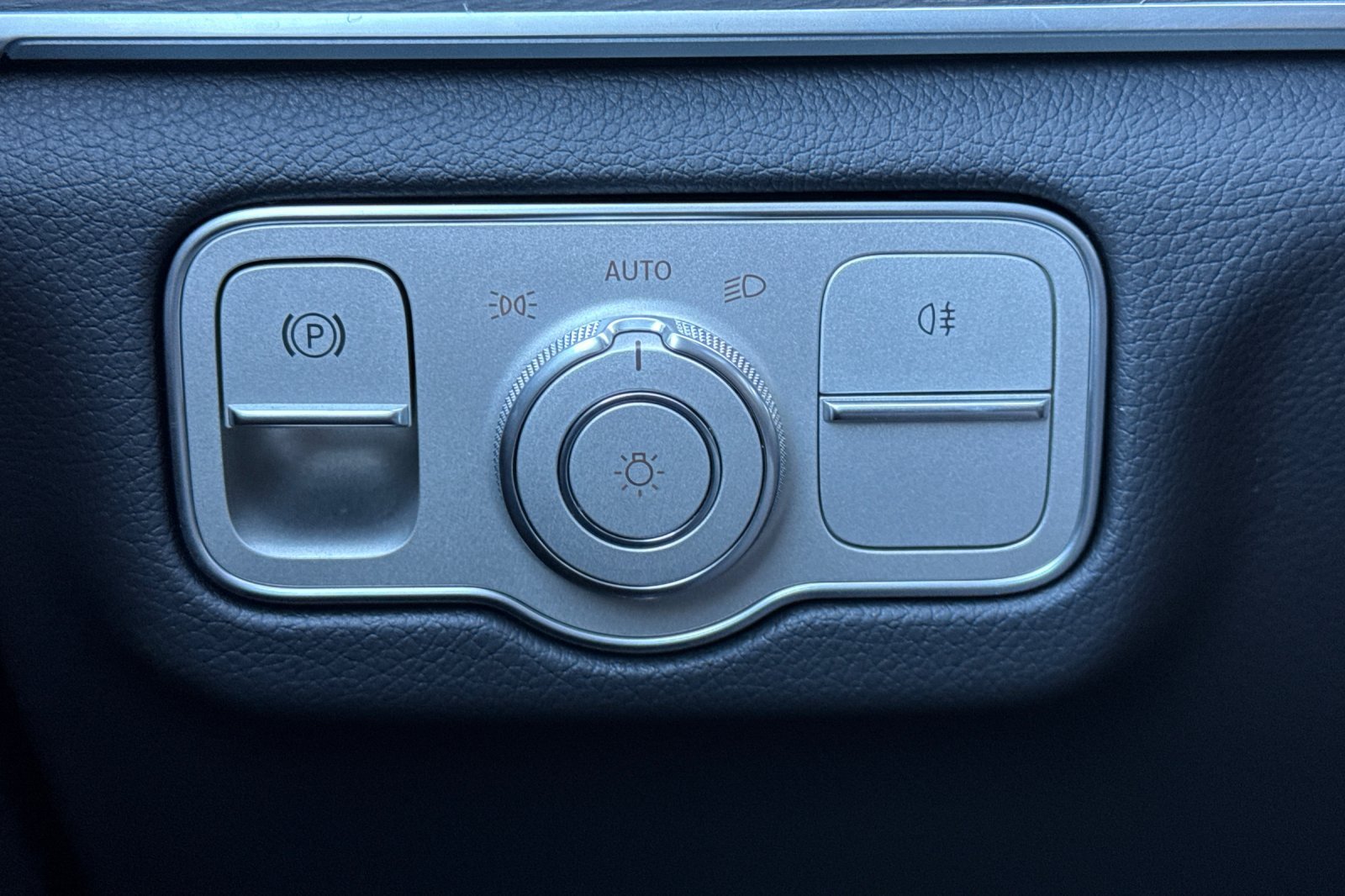 New 2027 Dark Petrol Mercedes-Benz GLS 450 image 28