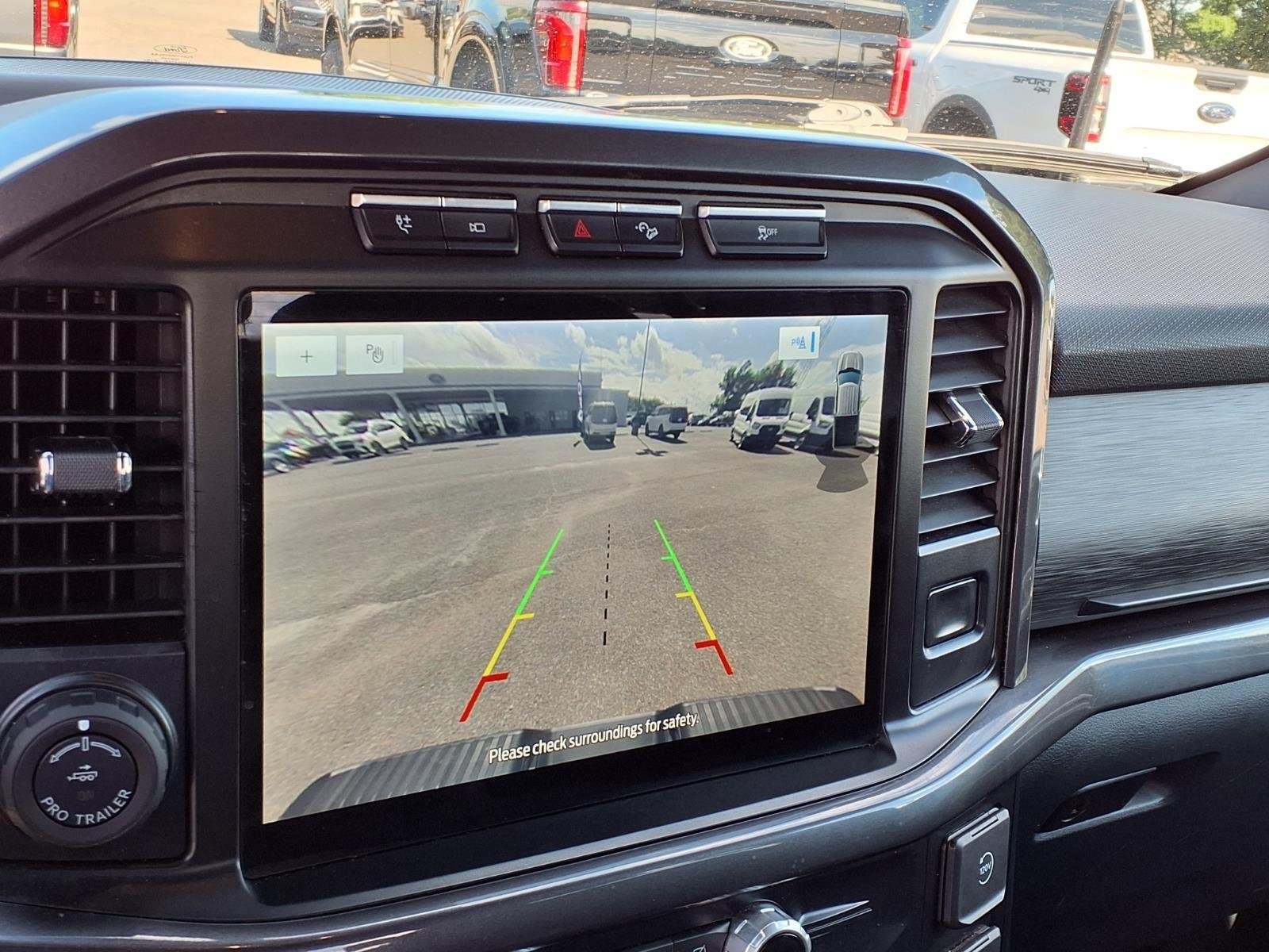 Used 2023 Avalanche Ford XLT image 4