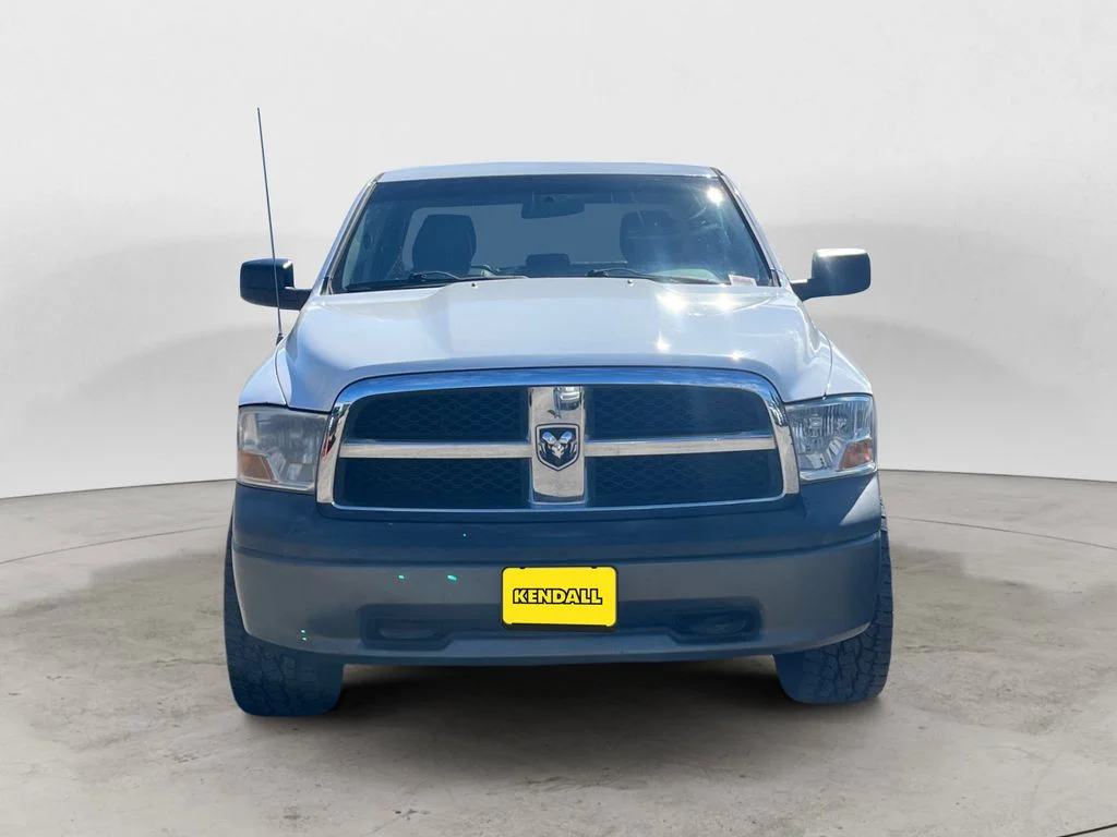 Used 2011 White Ram ST image 3