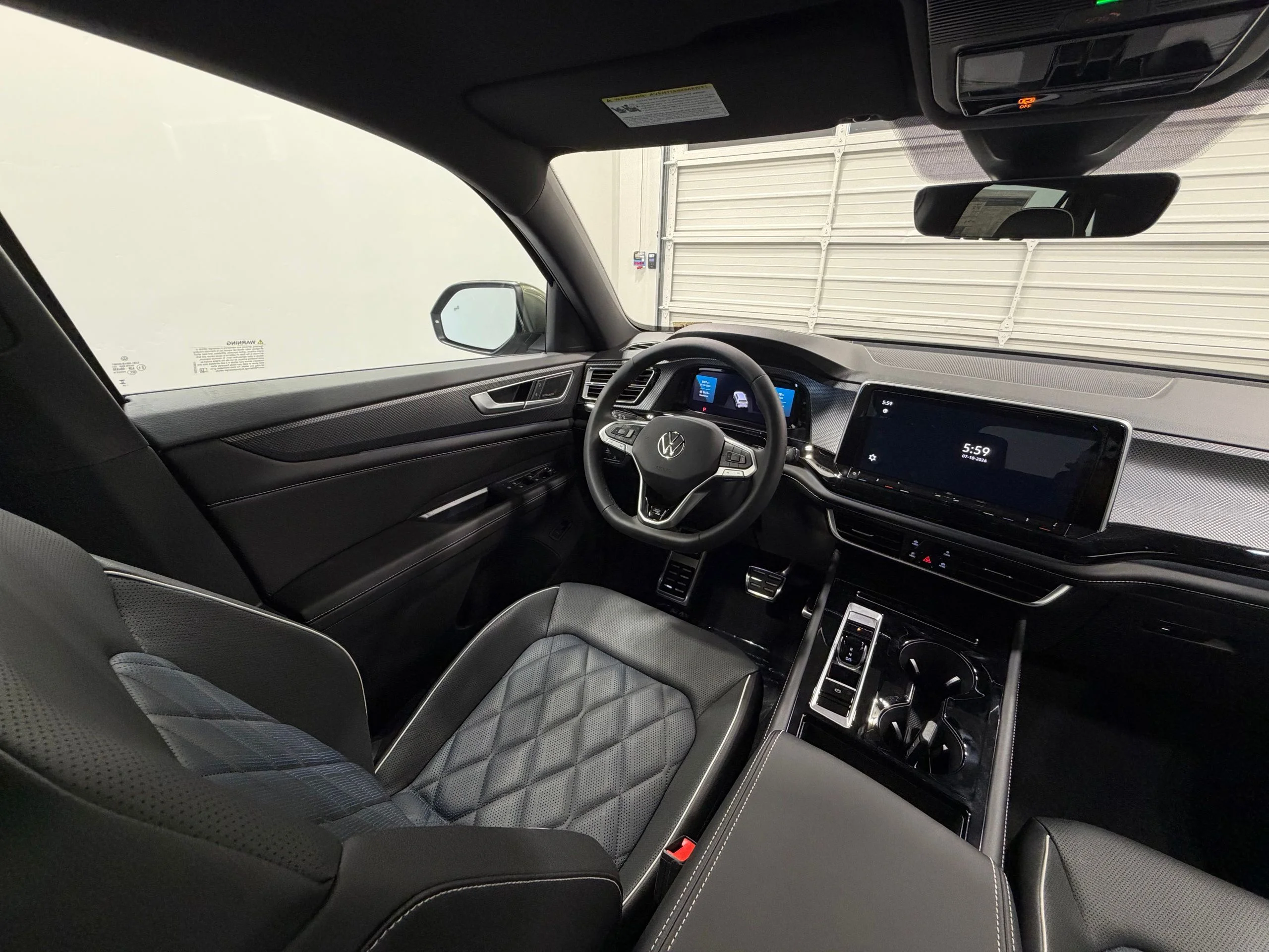 New 2026  Volkswagen 2.0T SEL Premium R-Line image 31