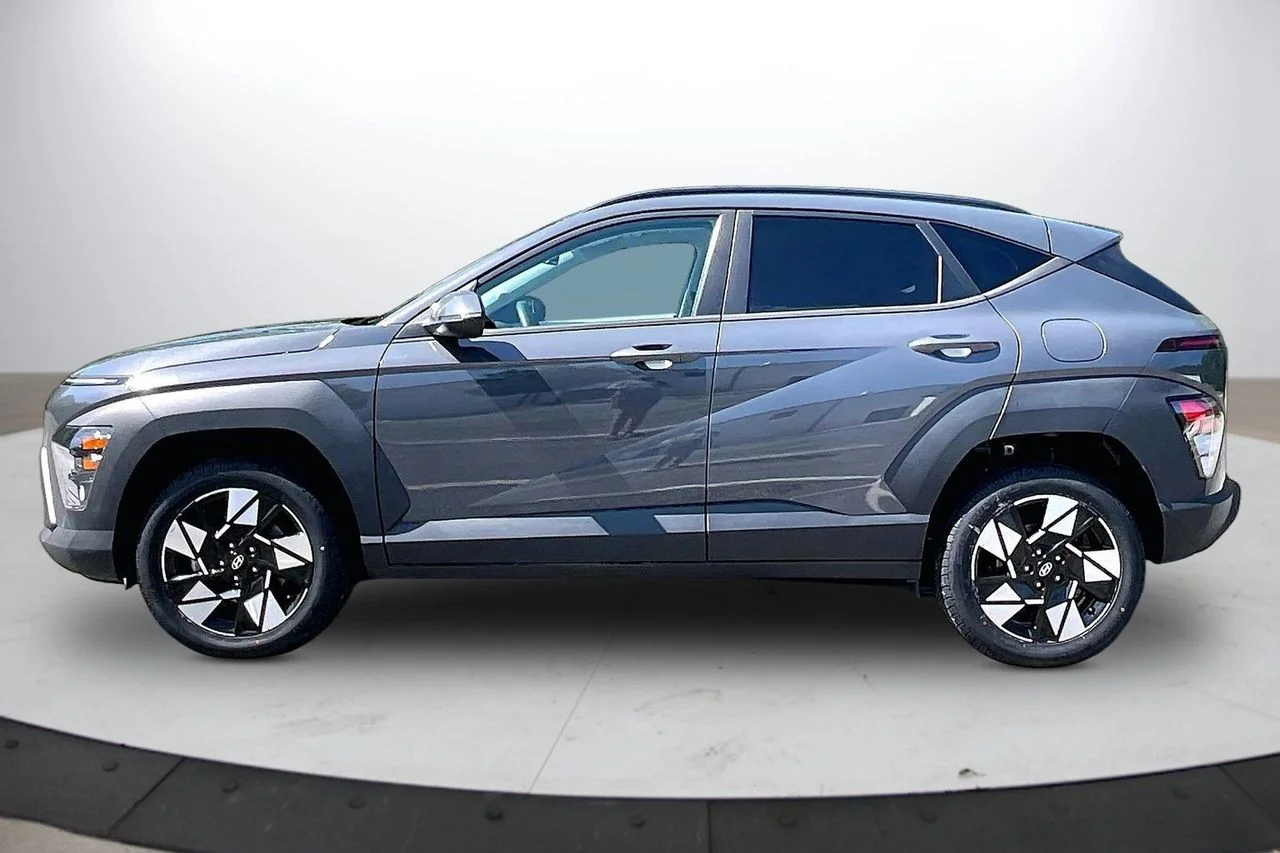 Certified Used 2024 Gray Hyundai SEL image 5