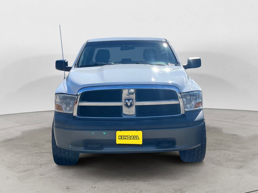 Used 2011 White Ram ST image 3