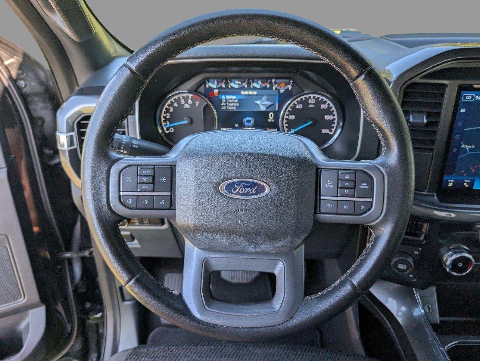 Used 2023 Agate Black Ford XLT image 24