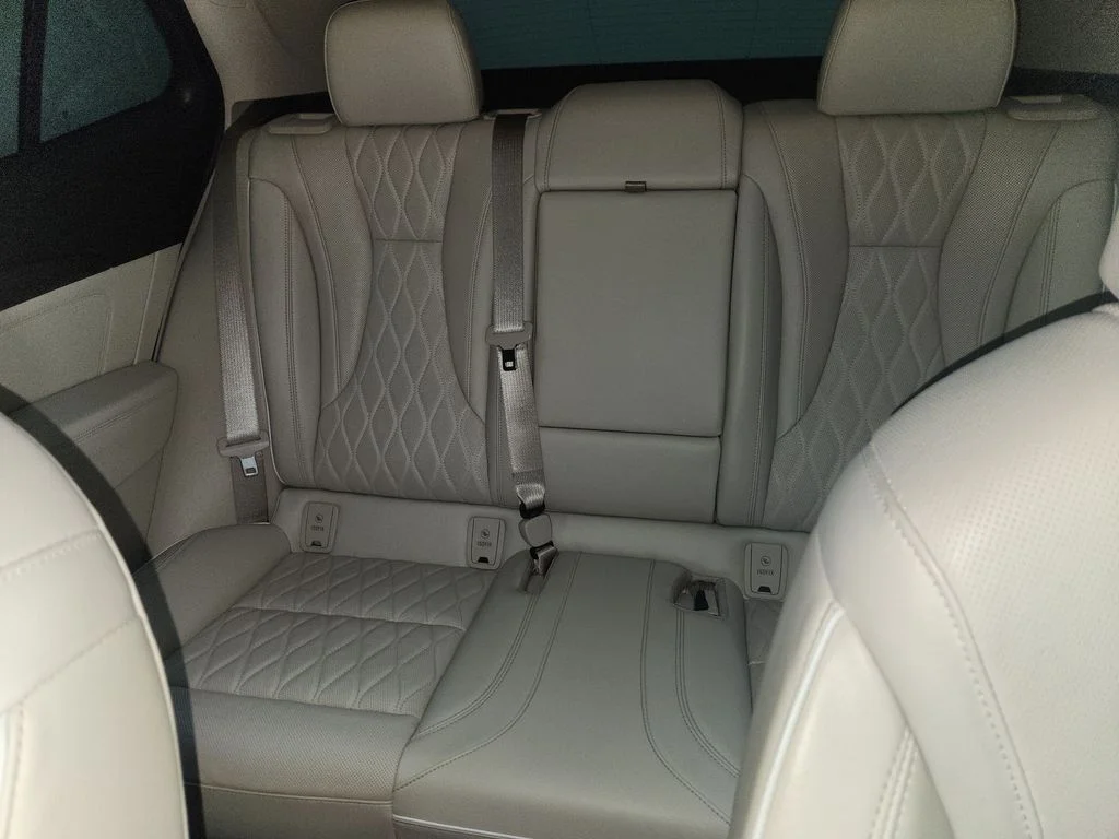 Used 2023 White Buick Avenir image 12