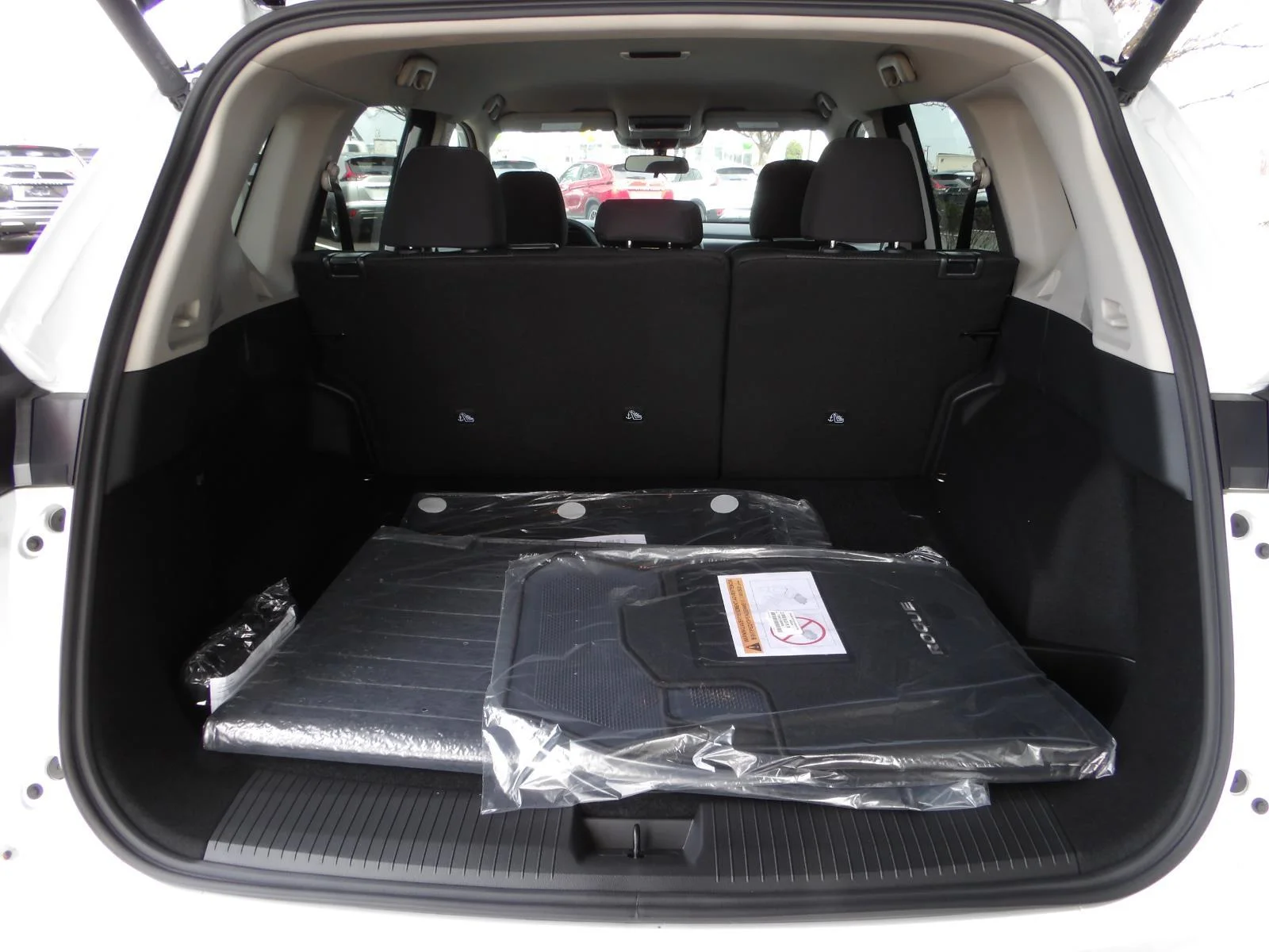 2026 Nissan Rogue SV - Photo 10
