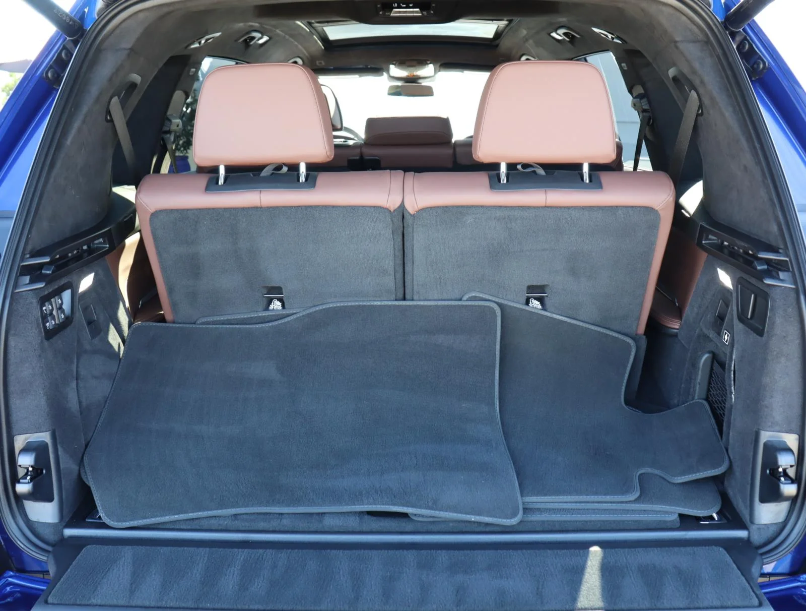 2025 BMW X7 M60i - Photo 9