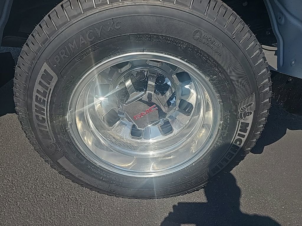 2026 GMC Sierra 3500HD SLT - Photo 11
