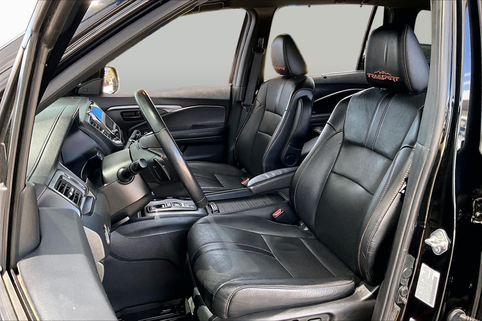 Used 2022 Crystal Black Pearl Honda TrailSport image 8