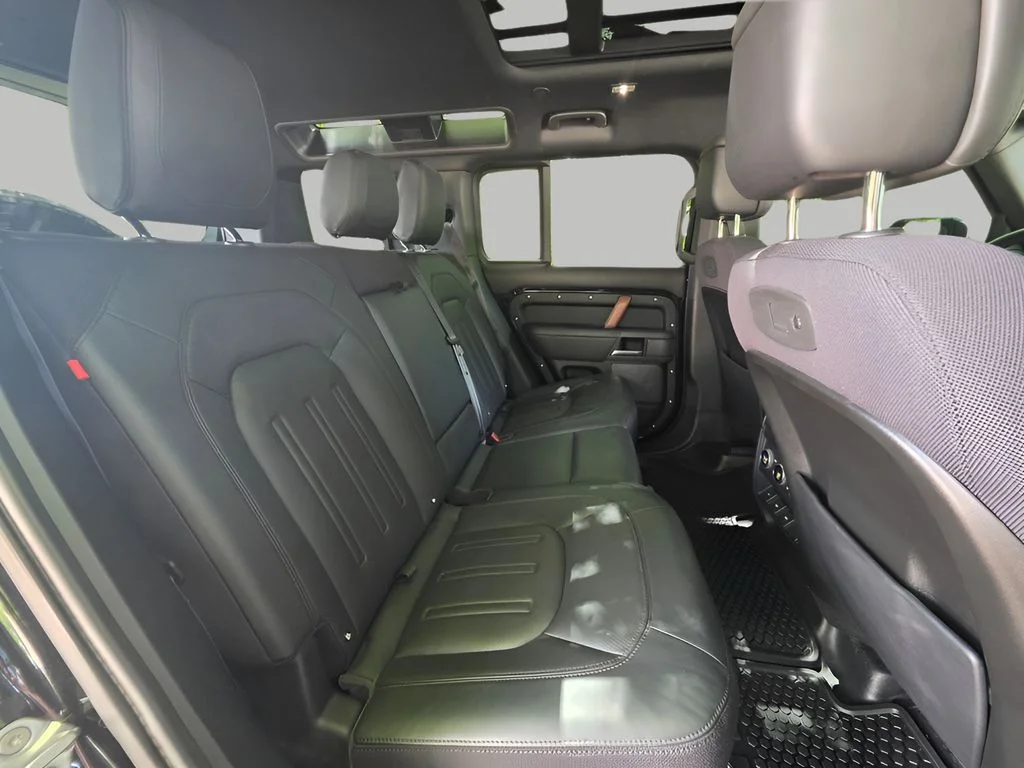 Used 2020 Santorini Black Land Rover 110 X image 7