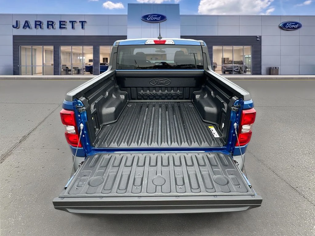 Certified Used 2024 Blue Ford XLT image 26