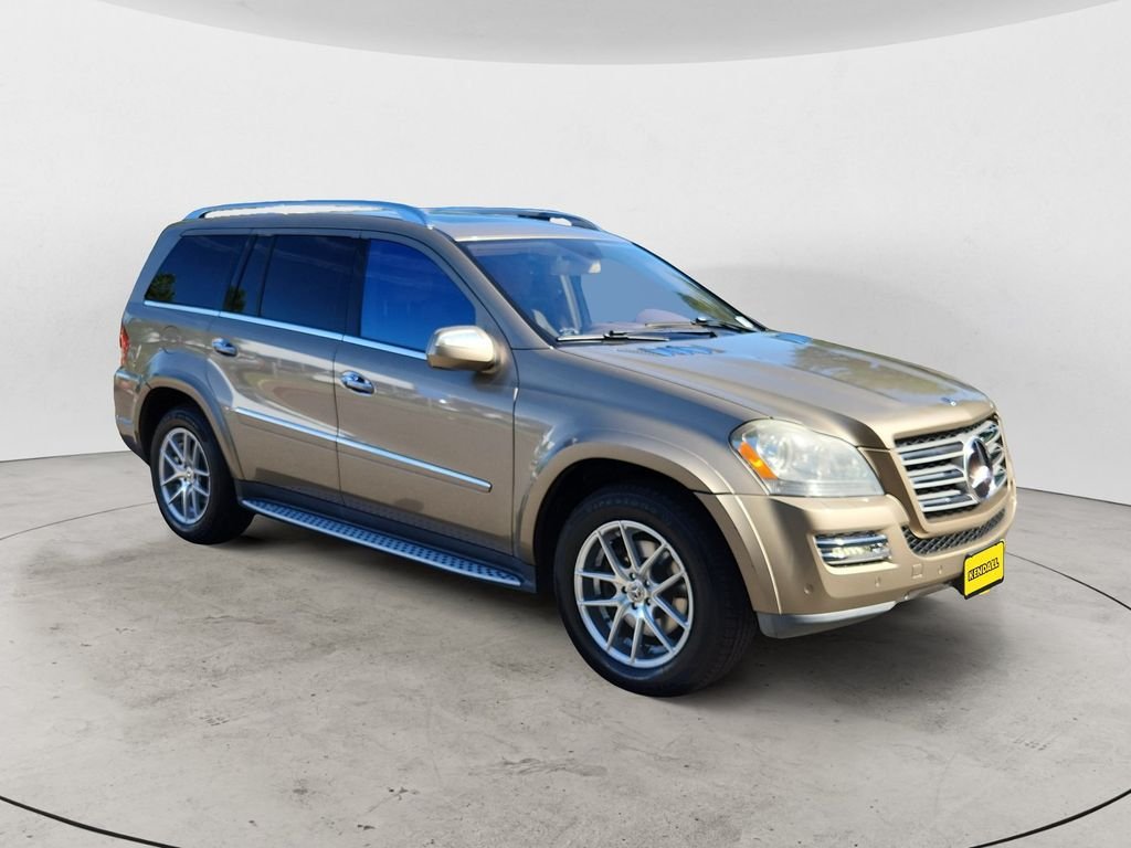 Used 2010 Beige Mercedes-Benz GL 550 image 7