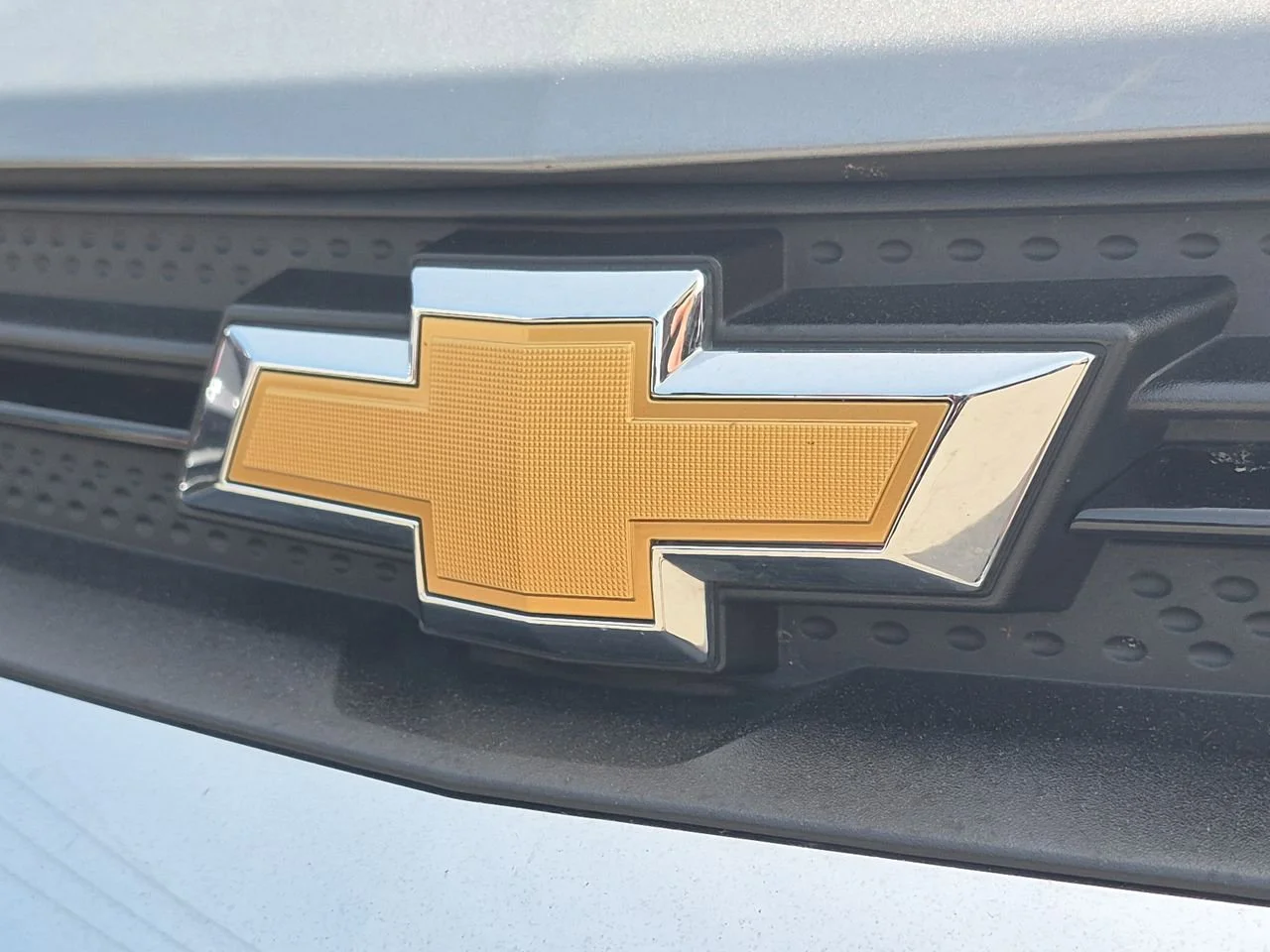Used 2023 Sterling Gray Metallic Chevrolet LT image 29