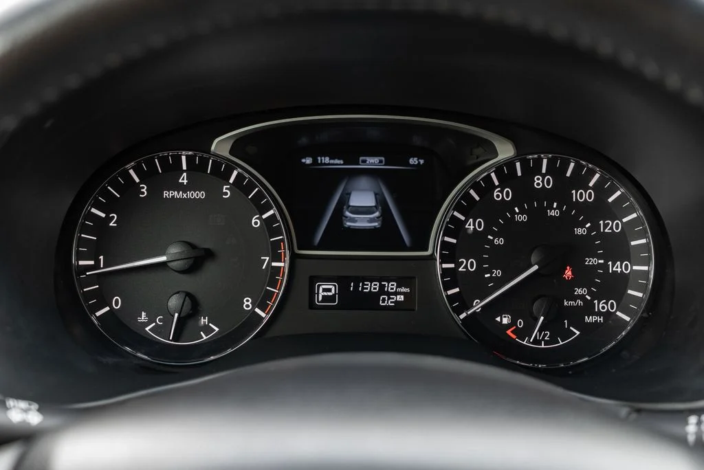 Used 2013 Black Nissan Platinum image 16