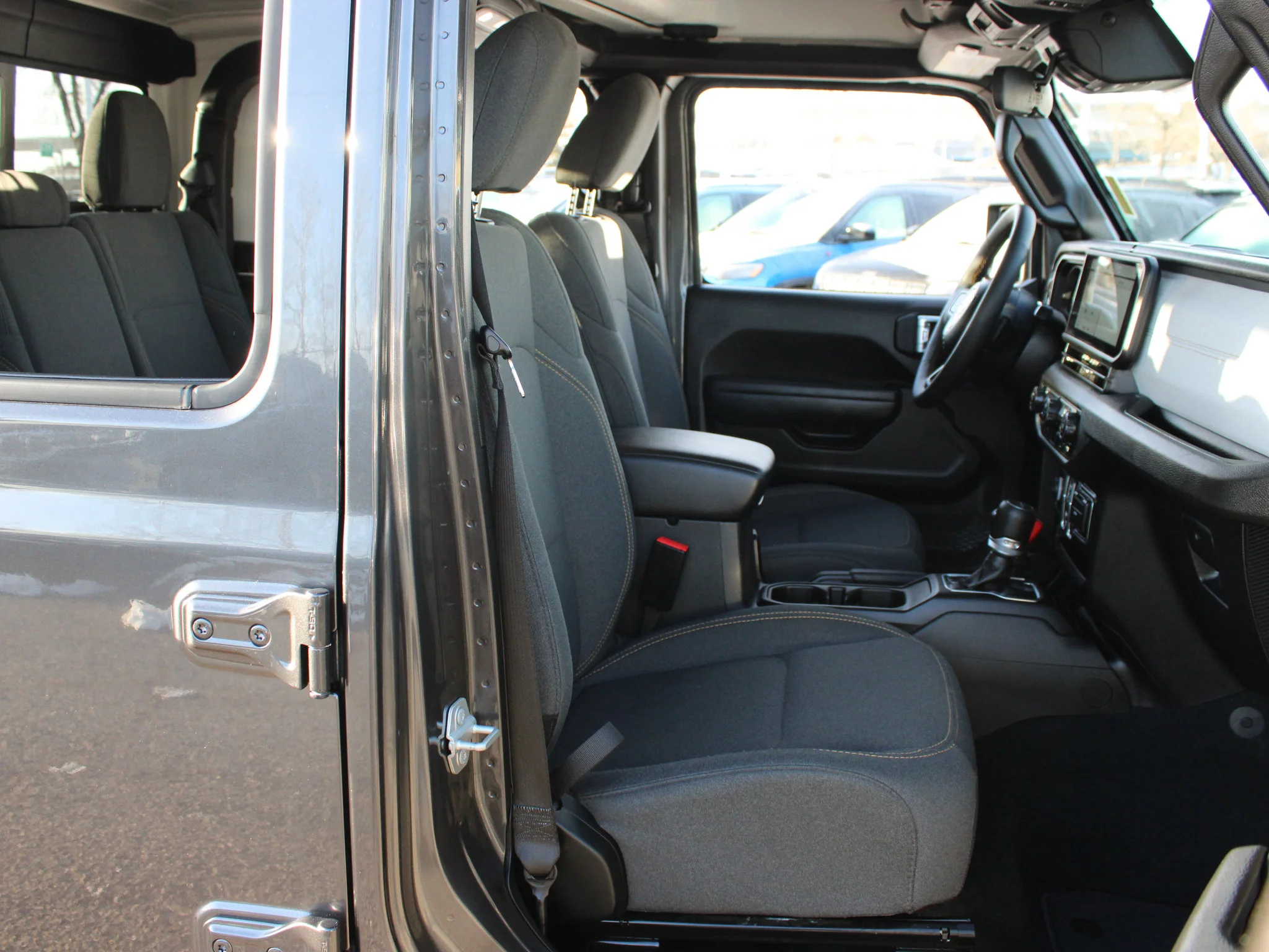 Certified Used 2024 Grey Jeep Sport S * V6 | Heated Seats | Adaptive Cruise | Apple CarPlay | Backup Camera image 19