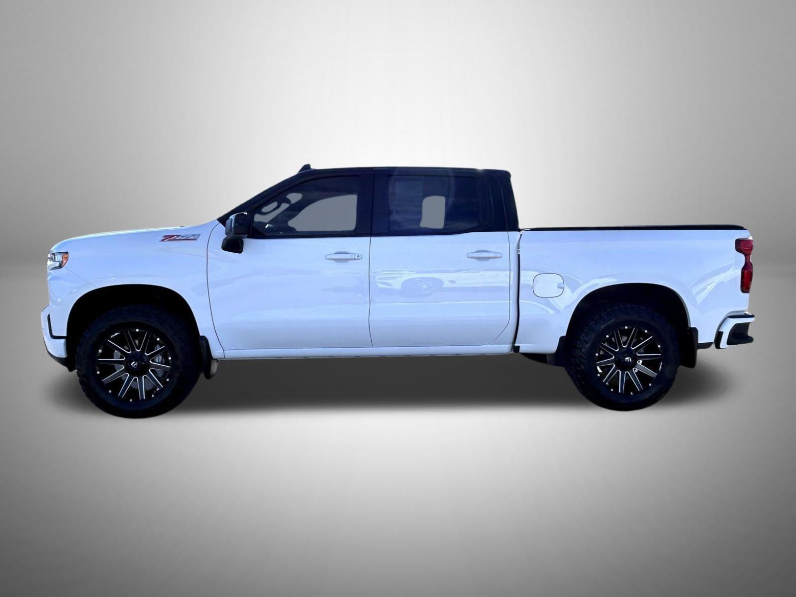 2020 Chevrolet Silverado 1500 RST - Photo 9
