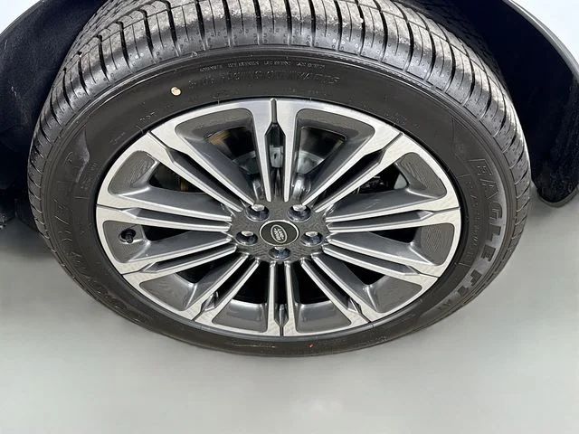 New 2026 Arroios Grey Land Rover S image 33