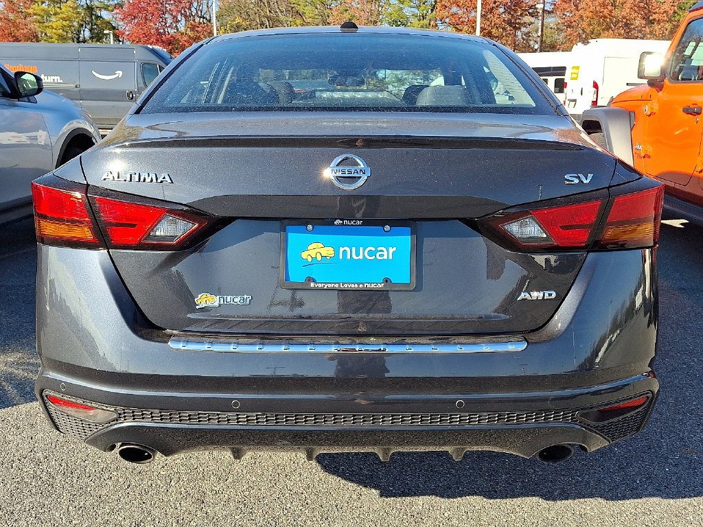 Used 2022 Blue Nissan 2.5 SV image 5