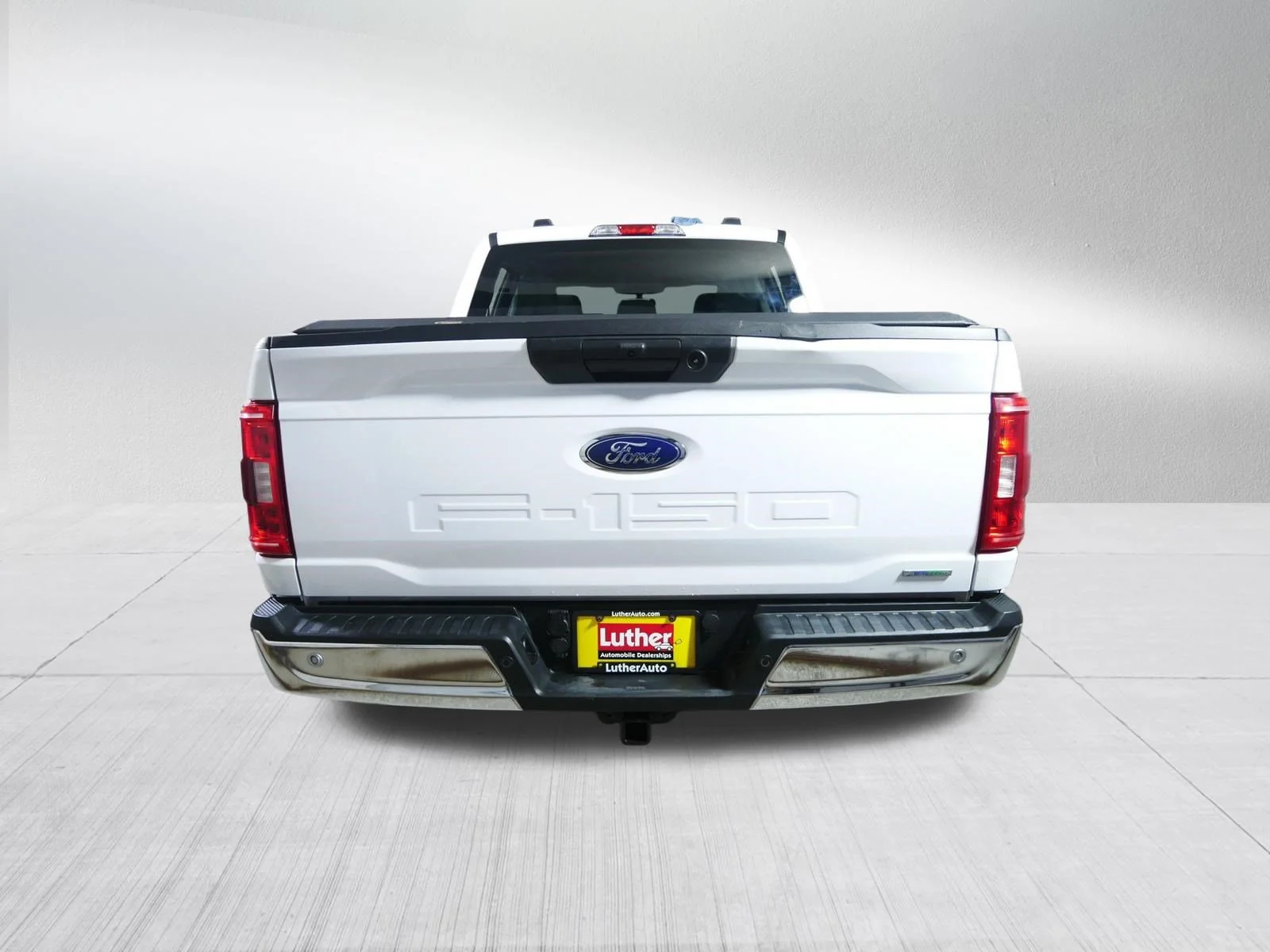 Used 2022 Space White Metallic Ford XLT image 6