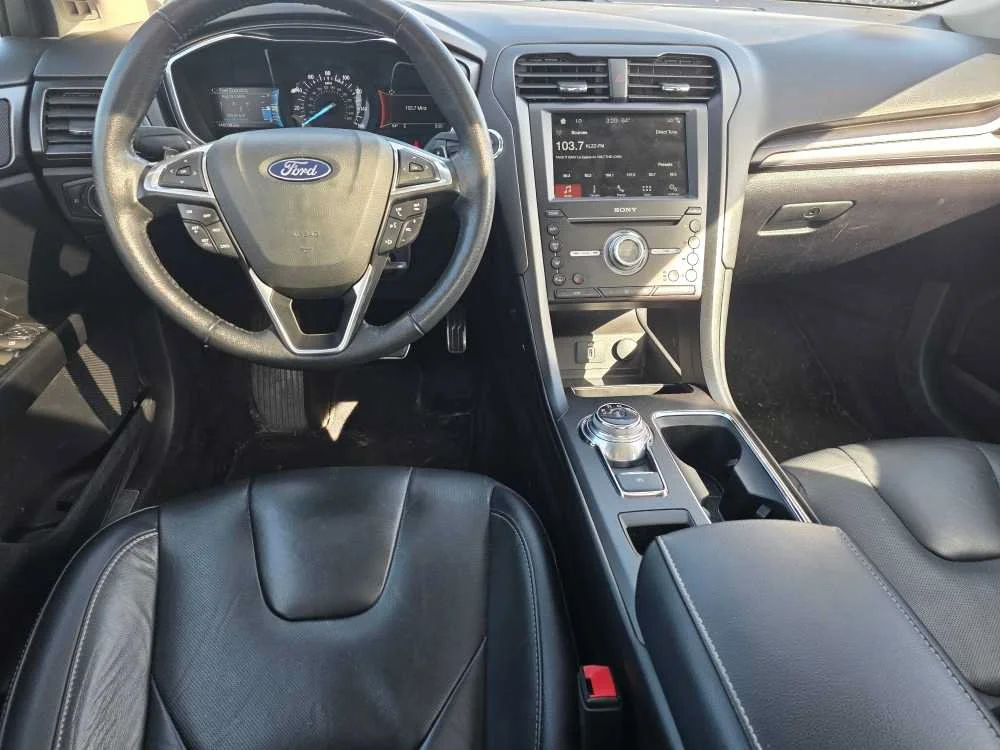 Used 2018 Oxford White Ford Titanium image 5