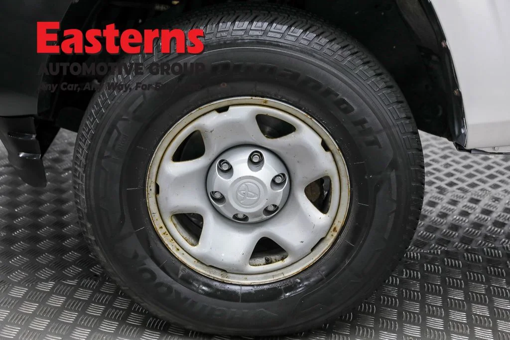 Used 2019 White Toyota SR image 30