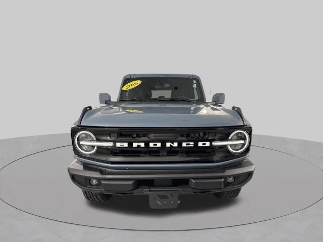 Used 2025 Gray Ford Outer Banks image 3