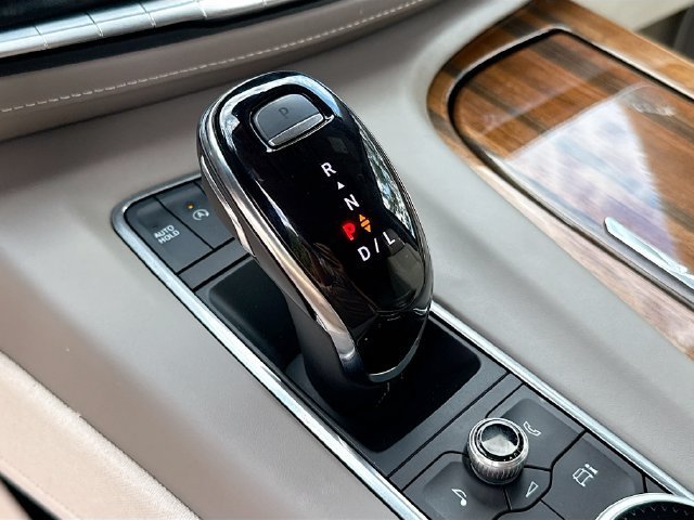 Used 2024 Black Raven Cadillac 4WD Sport Platinum image 33