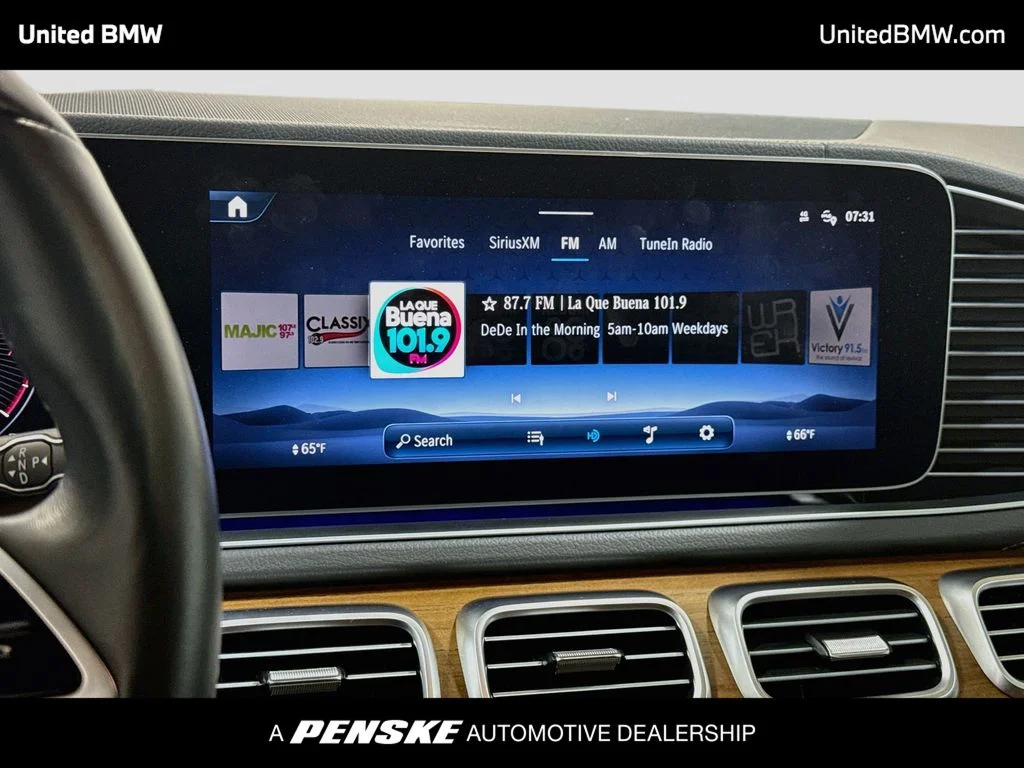 Used 2025 Obsidian Black Metallic Mercedes-Benz GLE 450 image 15