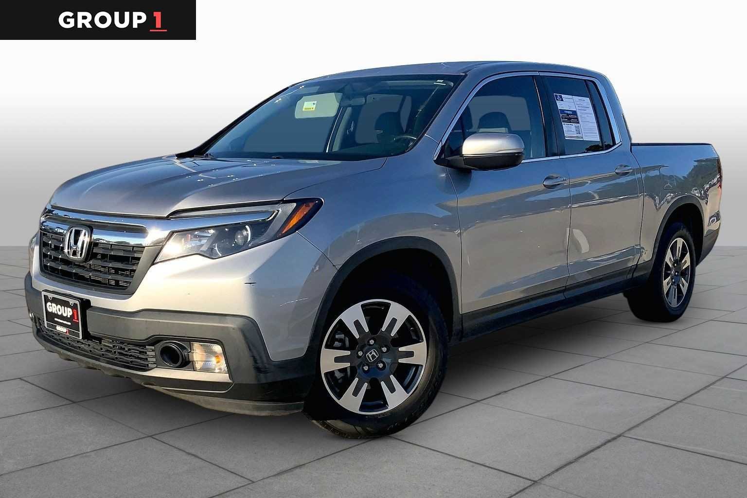 2017 Honda Ridgeline RTL's photo