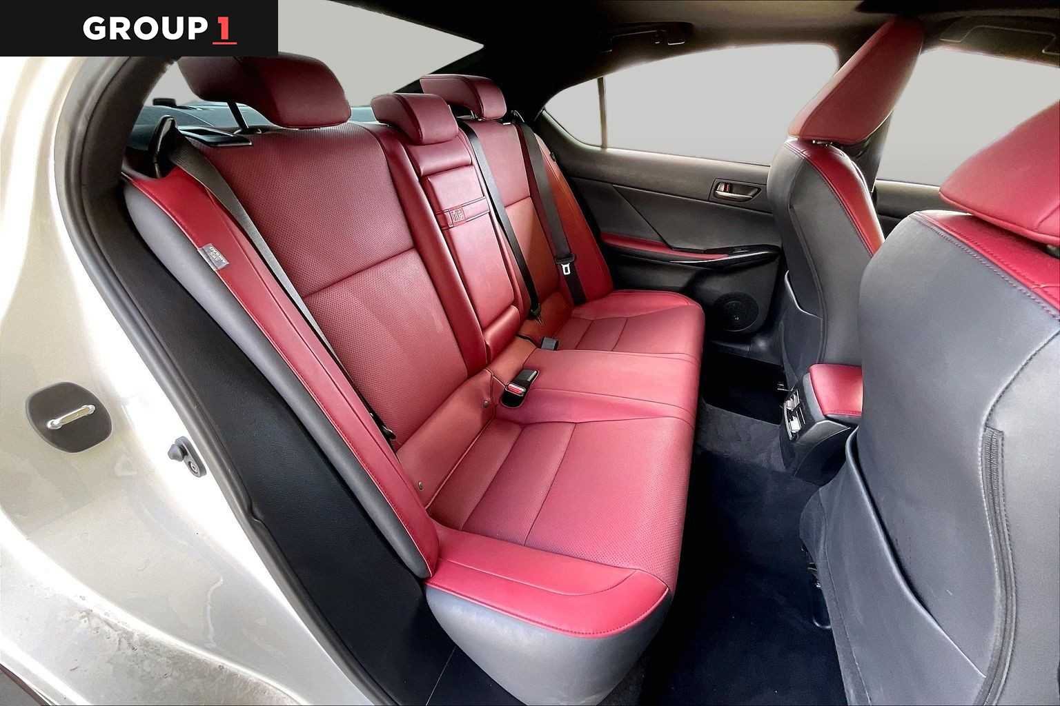 Used 2023 Eminent White Pearl Lexus  image 17