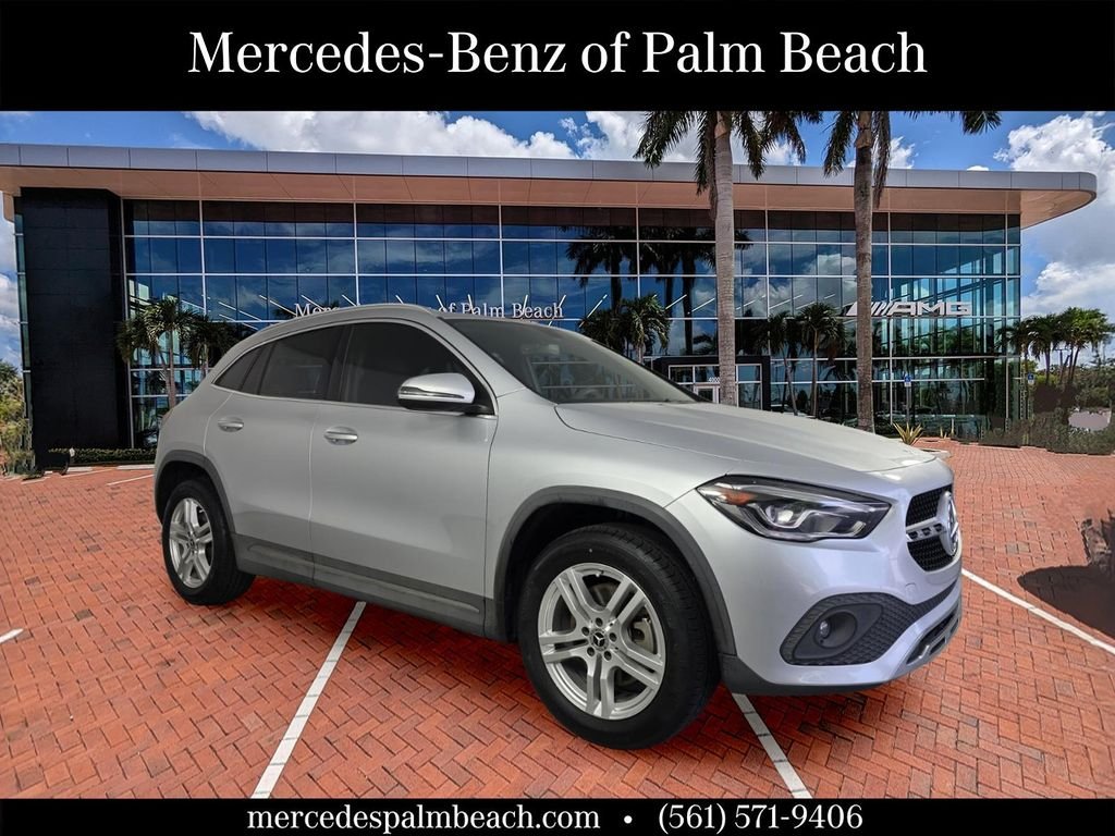 Used 2021 Silver Mercedes-Benz GLA 250 image 1
