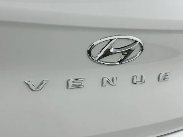 New 2026 White Hyundai SEL image 23