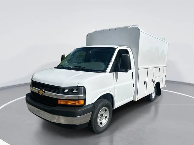 2026 Chevrolet Express Cutaway 3500
