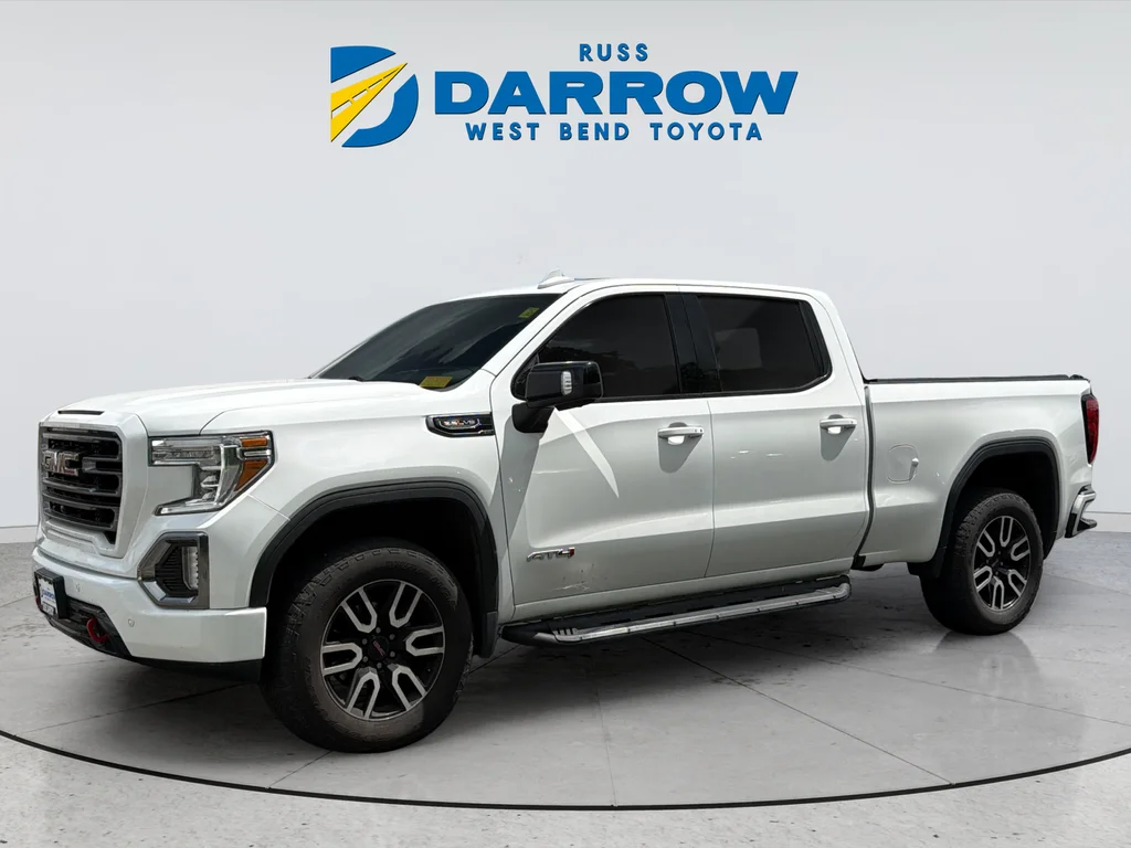 Used 2021 White GMC AT4 image 1