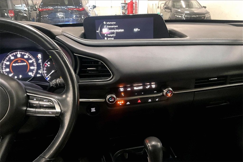 2023 MAZDA CX-30 - Image 4