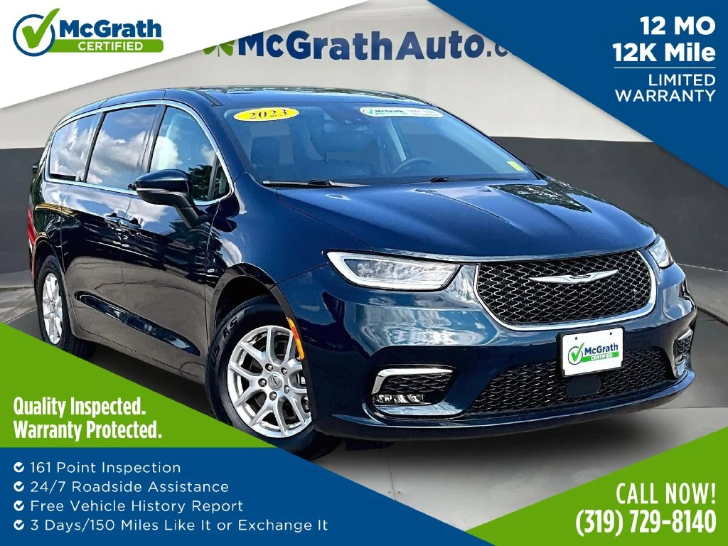 Used 2023 Blue Chrysler Touring L image 1
